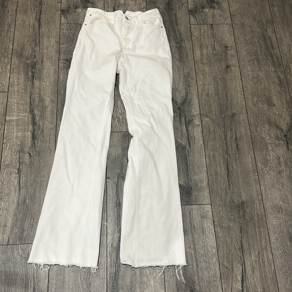 • SPRWM • Women’s Micro Flare Jeans in Earhart White Size 28 Raw Hem - Picture 3 of 5